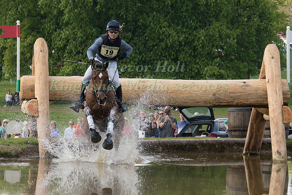BEN HOBDAY  (GBR) RIDING  MULRY'S ERROR