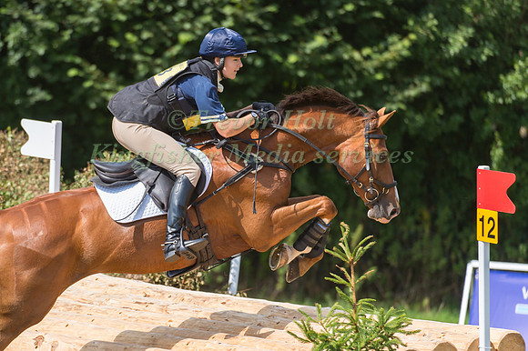 Alice Sandberg (GBR) riding Cecilio
