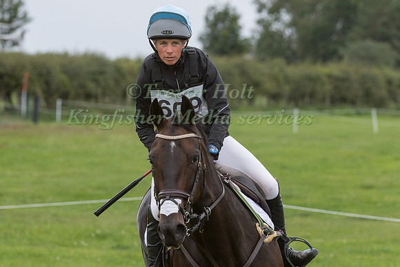 IZZY TAYLOR RIDING  HELLO STRANGER