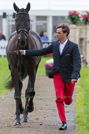 Nicolas Touzaint of France with Radijague