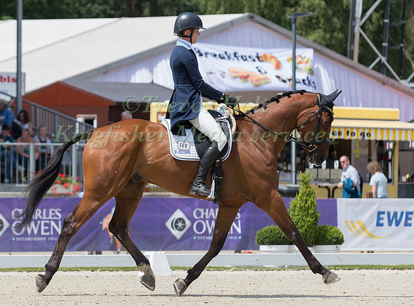 ANNA FRESKGARD (SWE) AND FLY AWAY V/D N. RANCH