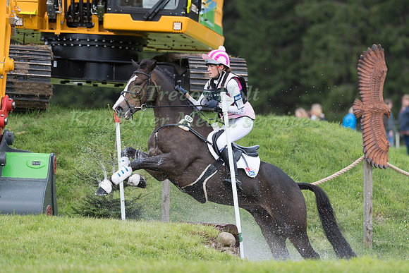 IZZIE BAMFORD (GBR) AND GEFFORY
