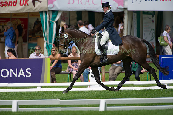 JUlie De Winton & Mini Miss