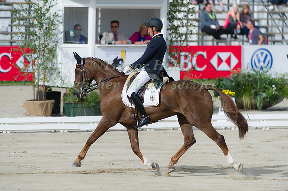 Dirk Schrade and Hop and Skip
