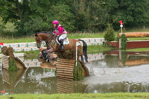 NICOLE MILLS AND FEARLESS W