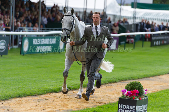 Harry Dzenis (GBR) and  Xam