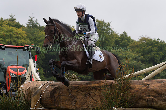 WILLA NEWTON (GBR) RIDING MOONLIGHT DANCE S
