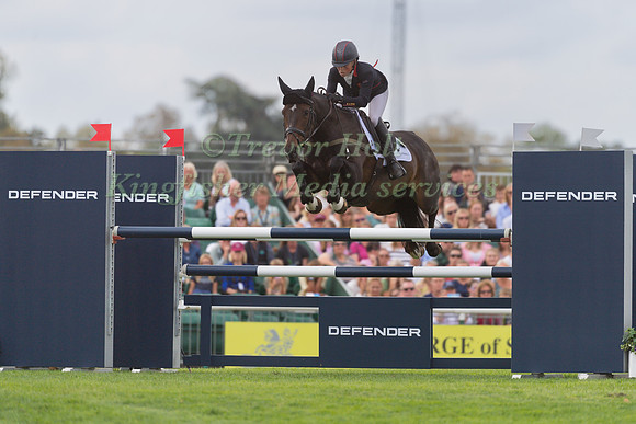 Rosalind Canter (GBR) and Pencos Crown Jewel