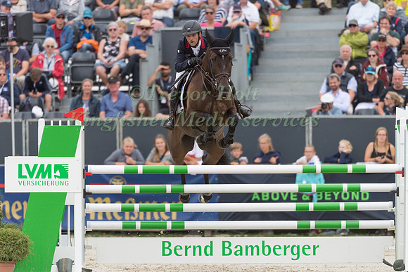 Nicolas Touzaint (FRA) and Absolut Gold HDC