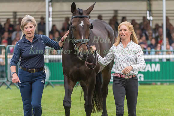 Rosalind Canter (GBR) and Pencos Crown Jewel