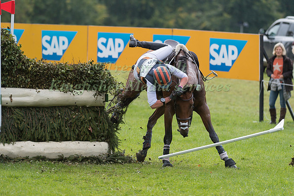 LAUREN KIEFFER (USA) RIDING D A DURAS