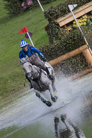 IMOGEN MURRAY (GBR) RIDING TOMGAR JESS