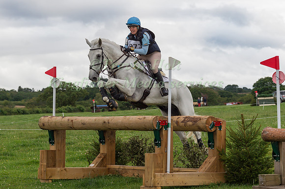 CHARLOTTE ANDREWS RIDING  MILLHOLLOW CLASSIC