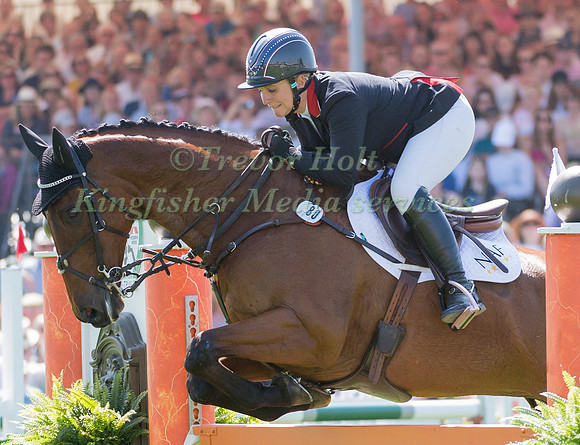 GEMMA TATTERSALL (GBR) RIDING  ARCTIC SOUL