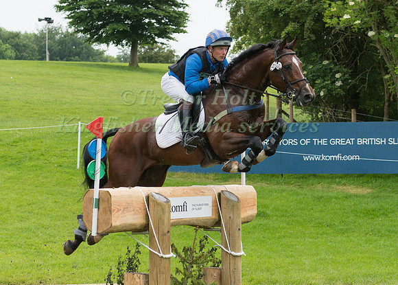 MICHAEL JACKSON (GBR) AND PSH BESPOKE TAKING PART IN THE CROSS COUNTRY PHASE OF THE  CIC THREE STAR COMPETITION AT THE 2017 EQUI-TREK BRAMHAM INTERNATIONAL HORSE TRIALS