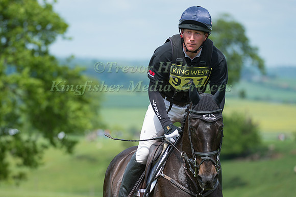 OLIVER TOWNEND MHS KING JOULES COMPETING IN THE CROSS COUNTRY PHASE OF THE  INTERMEDIATE  COMPETITION AT THE  2017 ROCKINGHAM CASTLE INTERNATIONAL HORSE TRIAL.