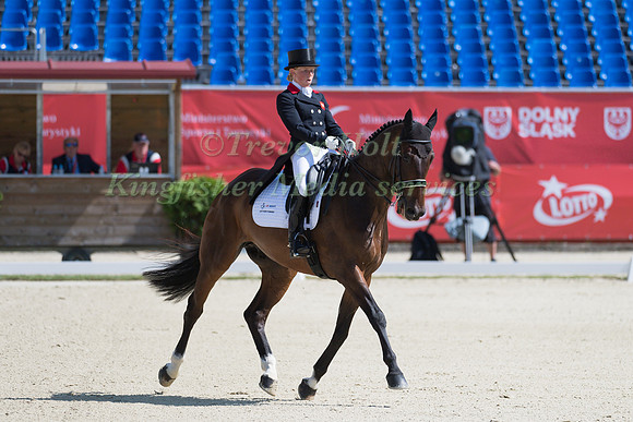 ROSALIND CANTER (GBR) AND ALLSTAR B