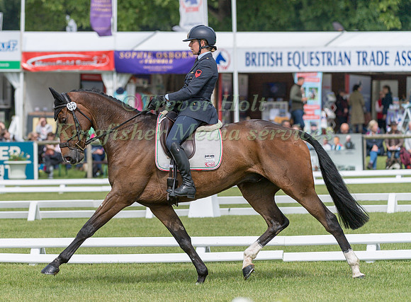 VITTORIA PANIZZON (GBR) AND SUPER CILLIOUS