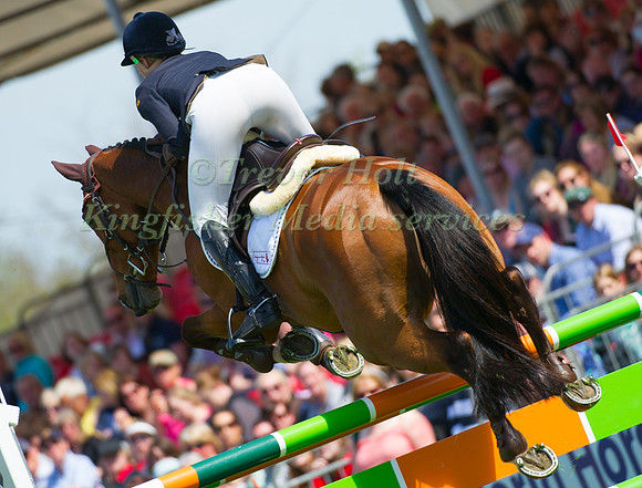 Hannah Bate and Finbury Hill