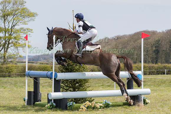 TOM MCEWEN RIDING BRAVEHEART B