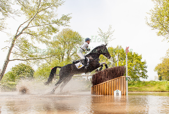 Nicola Wilson (GBR) riding Beltane Queen