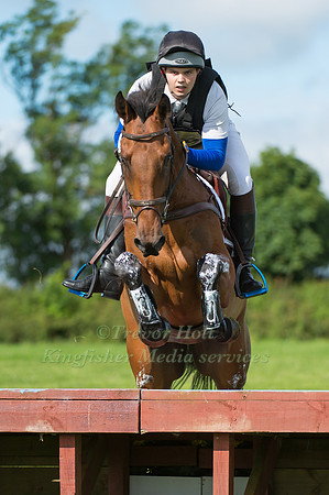 Harry Mutch riding HDBronze
