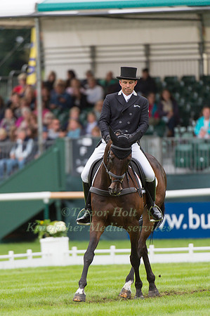 SAM  GRIFFITHS (AUS) RIDING HAPPY TIMES