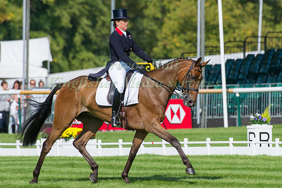 Pippa Funnell and Mirage D'Elle