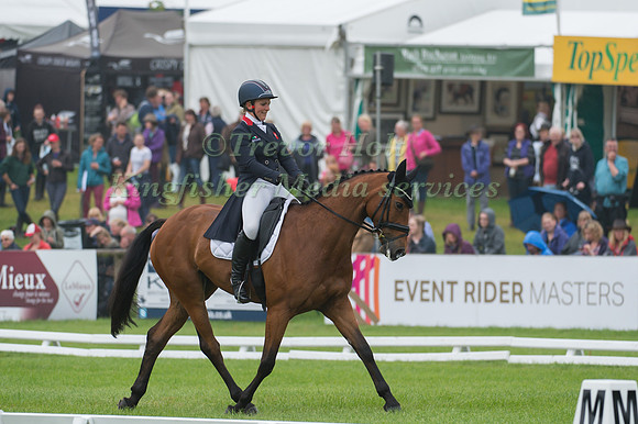 Gemma Tattersall (GBR) riding Santiago Bay