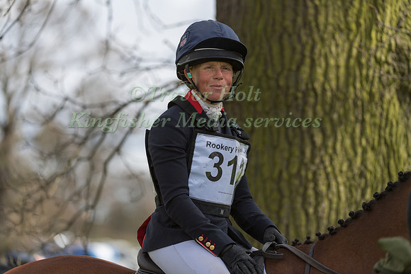 ROSALIND CANTER  RIDING  IZILOT DHI