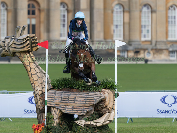 BELLA INNES KER (GBR) RIDING CAROLYN
