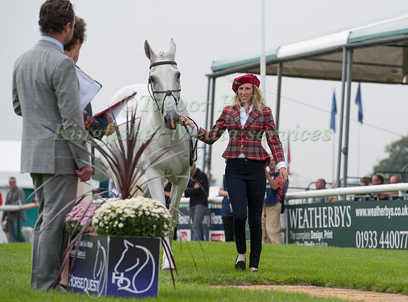Louisa Milne Home (GBR) and King Eider at the 1st horse inspection
