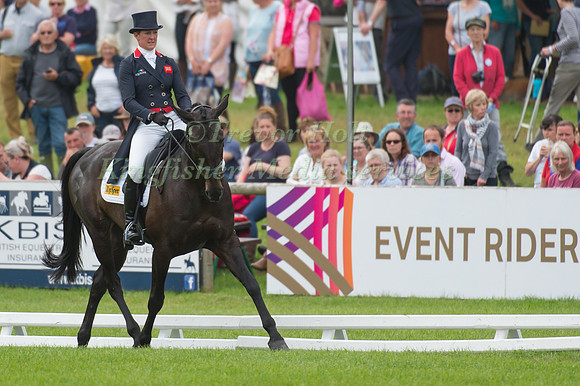Nicola Wilson (GBR) riding Annie Clover