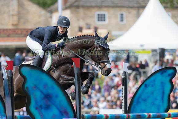 BELLA INNES KER  (GBR) AND CARTOWN WALLABE