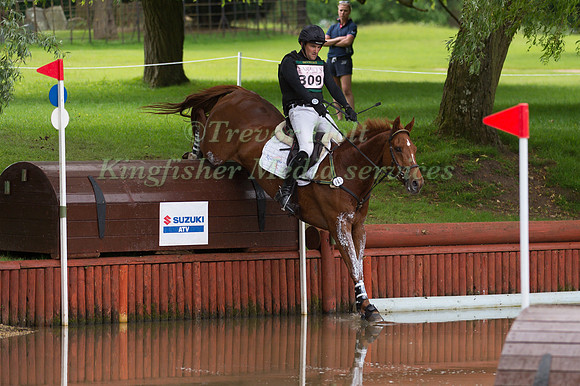 MARK FORD (GBR) RIDING HILDARE AMUN RA TAKING PART IN THE CROSS COUNTRY PHASE OF THE CICO THREE STAR AT THE 2017 HOUGHTON INTERNATIONAL HORSE TRIALS