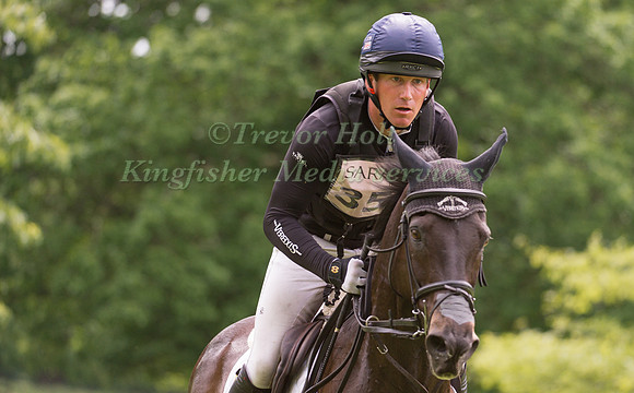 OLIVER TOWNEND (GBR) RIDING BLACK TIE II TAKING PART IN THE CROSS COUNTRY PHASE OF THE CICO THREE STAR AT THE 2017 HOUGHTON INTERNATIONAL HORSE TRIALS