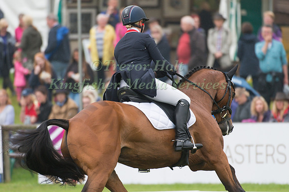 Gemma Tattersall (GBR) riding Santiago Bay