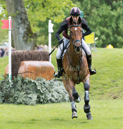 Sarah Bullimore (GBR) and  Reve du Rouet