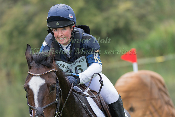 EMILY LLEWELLYN (GBR) RIDING EMIRATI NIGHTSKY
