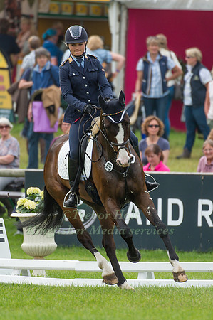Pia  Munker (GER) riding Stachus 9