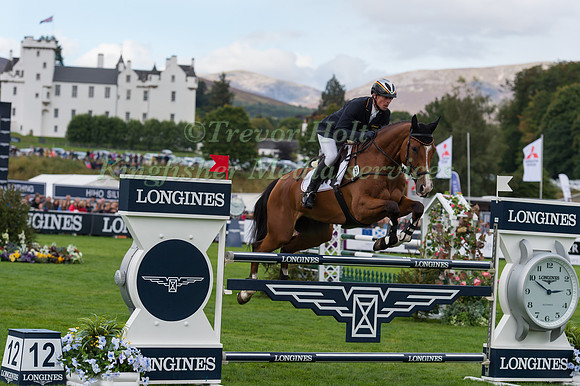 Peter Thomsen of Germany riding Horseware’s Barny