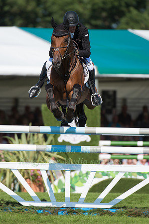 Mark Todd (NZL) and  Leonidas II