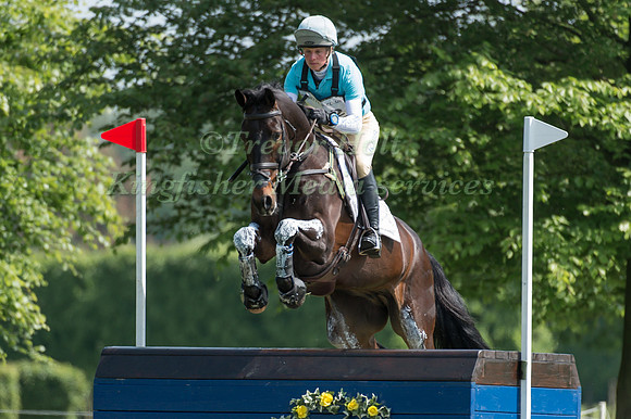 Izzy  Taylor (GBR) riding  Cooley Top Cat