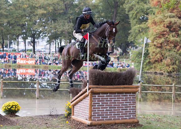 Mark TODD (NZL) AND NZB CAMPINO