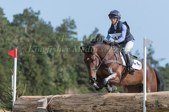 ROSALIND CANTER AND REHY ROYAL DIAMOND
