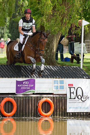 Kevin  McNab (AUS)  riding Fernhill Quality Street
