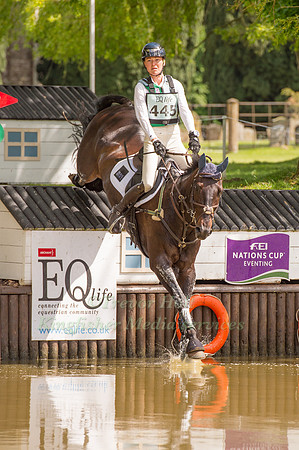 Kathryn  Robinson (CAN)  riding Let It Bee