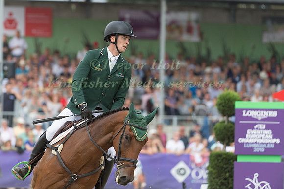 Tony Kennedy (IRL) and Westeria Lane