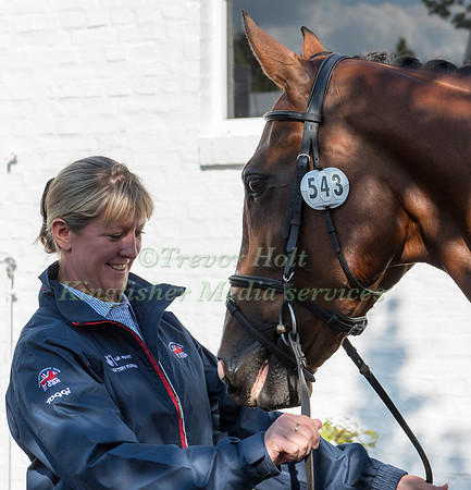 Nicola Wilson (GBR) and One Two Many