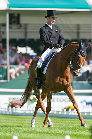 JOSEPH  MURPHY (IRL) RIDING DHI TOP STORY